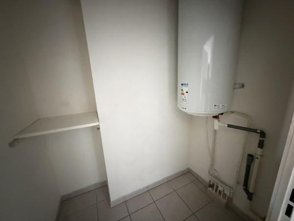 Appartement
                                                                                                                                                                                                                                                                                                                        2 pièce(s)                                                                                                                                                                                                          1 chambre(s)                                                                                                                                                                                                          48  m²