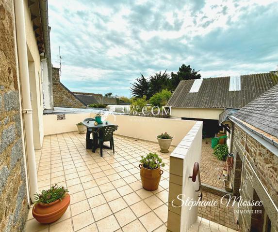 Maison 4 pièce(s) 3 chambre(s) 186 m²