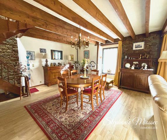 Maison 4 pièce(s) 3 chambre(s) 186 m²