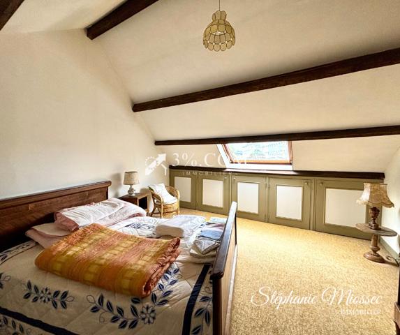 Maison 4 pièce(s) 3 chambre(s) 186 m²