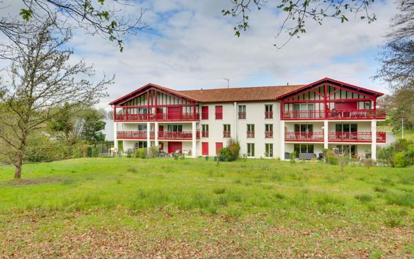 Appartement à vendre    3 pièces • 64,68 m2 Mouguerre