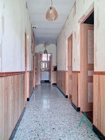 Maison Pompertuzat 8 pièce(s) 160 m2 à fort potentiel