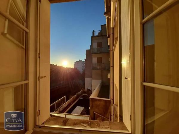 Appartement à louer 4 pièces 79.5m²