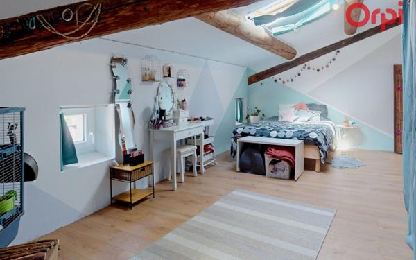 Maison à vendre    6 pièces •  Mallemort