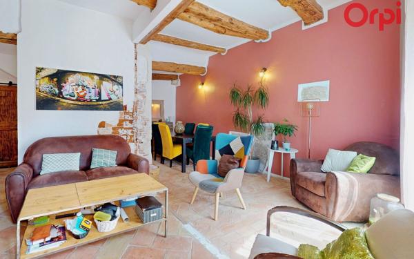 Maison à vendre    6 pièces •  Mallemort