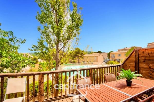 DOMAINE DE PONT ROYAL, BASTIDON climatisé et  meublé , 3 vraies chambres de  62 m2 avec vue dégagée,  piscine Résidentielle, emplacement  pour le véhicule
