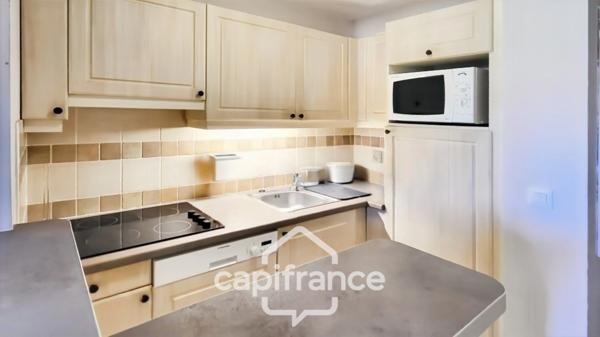 DOMAINE DE PONT ROYAL, BASTIDON climatisé et  meublé , 3 vraies chambres de  62 m2 avec vue dégagée,  piscine Résidentielle, emplacement  pour le véhicule