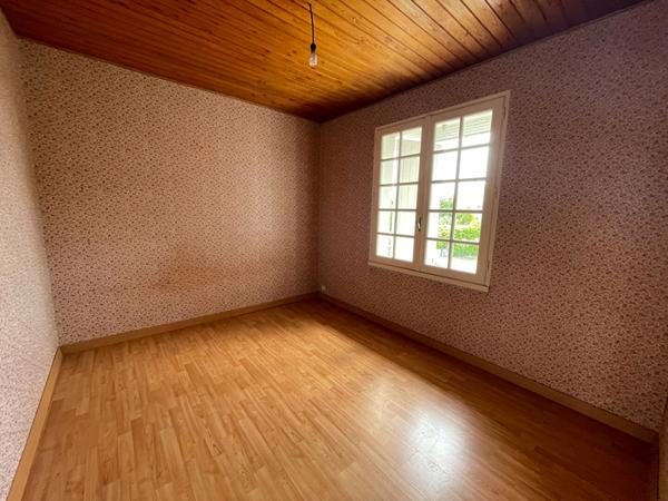 À VENDRE - MAISON FAMILIALE À FORT POTENTIEL