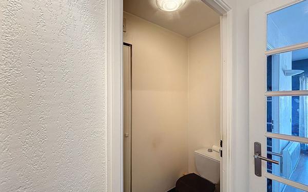 Appartement à vendre    1 pièce • 28,79 m2 Le Cannet