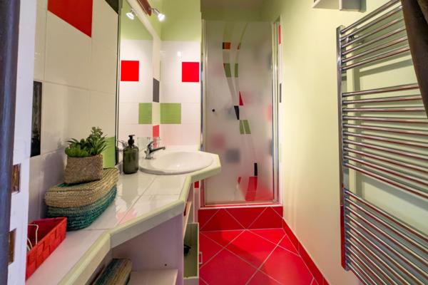 Demeure de charme 600m², 8 chambres sur 3 hectares