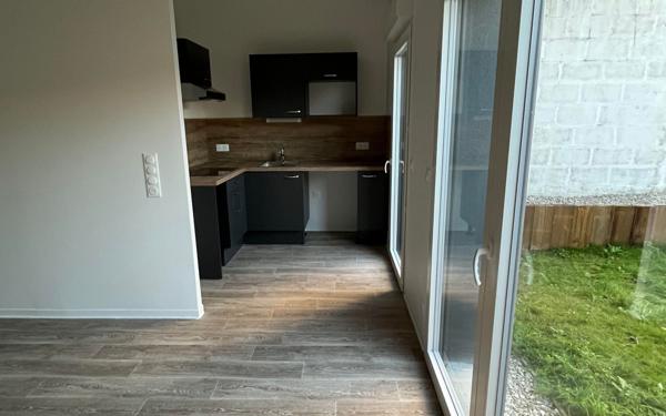 Appartement à louer    3 pièces • 73,10 m2 Aytré