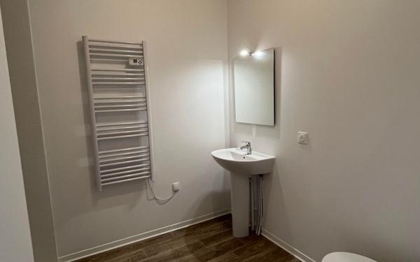 Appartement à louer    3 pièces • 73,10 m2 Aytré