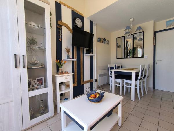 Studio cabine avec terrasse au sein d'une résidence de vacances