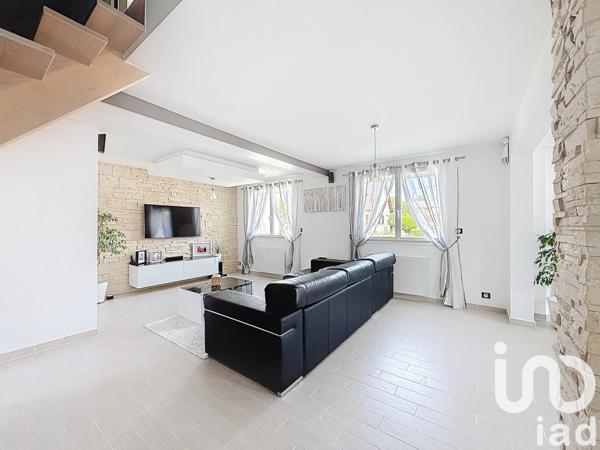 Maison à vendre 6 pièces 191 m² Chennevières-sur-Marne