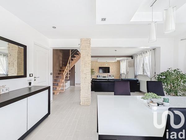 Maison à vendre 6 pièces 191 m² Chennevières-sur-Marne