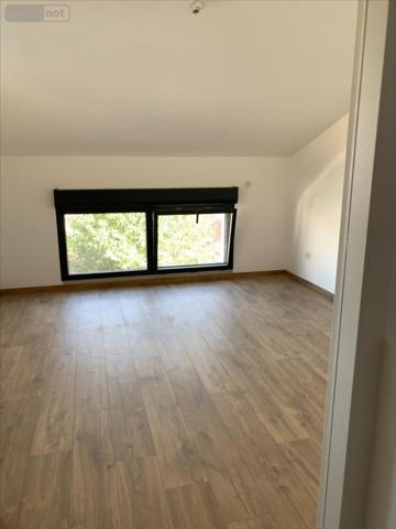 Maison à louer à Reims dans la Marne (51100), ref : LOCALOLAEP