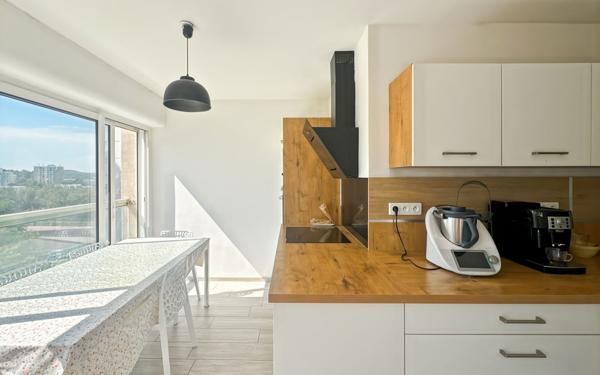 Appartement à vendre    5 pièces • 89,92 m2 Martigues