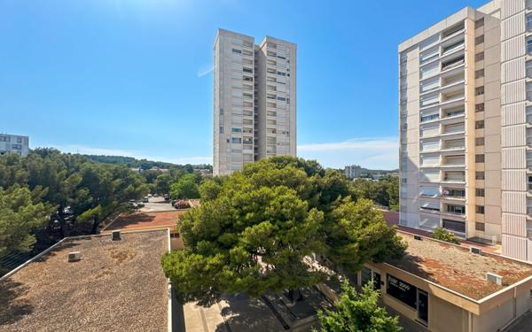 Appartement à vendre    5 pièces • 89,92 m2 Martigues