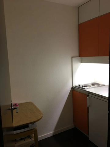 Dans les Hautes Pyrénées dans la station de ski de la MONGIE studio 29.54 m² en résidence avec balcon, cellier, Parking intérieur.