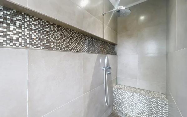 Maison à vendre    4 pièces • 192,80 m2 Mougins