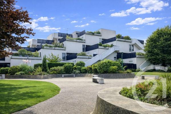 Appartement F5 à vendre  5 pièces - 105,62 m 2   CHAMPS SUR MARNE  - 77
