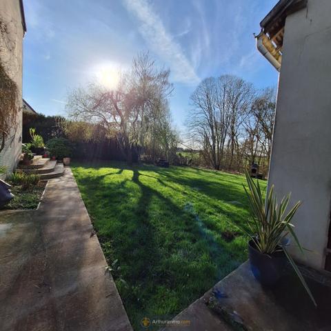 Coulommiers (77120) Maison 5 pièces 150 m2 env. , terrain 2833 m2, garage