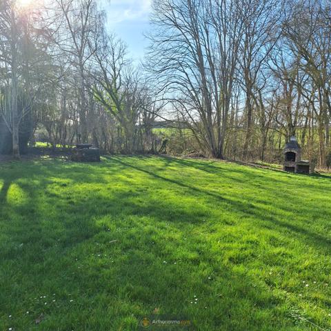 Coulommiers (77120) Maison 5 pièces 150 m2 env. , terrain 2833 m2, garage