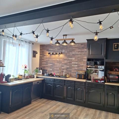 Coulommiers (77120) Maison 5 pièces 150 m2 env. , terrain 2833 m2, garage