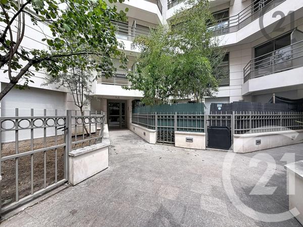 Appartement F3 à vendre  3 pièces - 75 m 2   LEVALLOIS PERRET  - 92