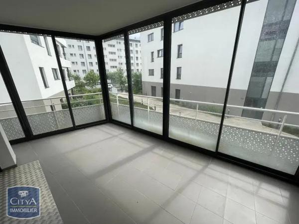 Appartement à louer 2 pièces 57.34m²