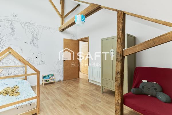Ancien corps de ferme 265 m² hab entièrement repensé