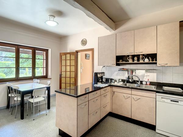 Reyrieux (01600) Ferme entretenue 3 chambres poss 4 Terrain 749 m² Garage Double