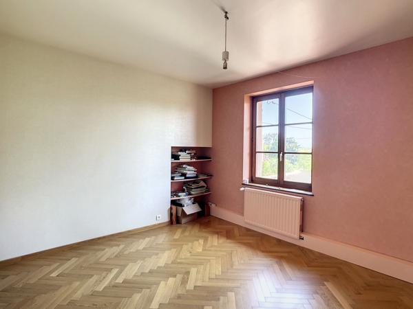 Reyrieux (01600) Ferme entretenue 3 chambres poss 4 Terrain 749 m² Garage Double