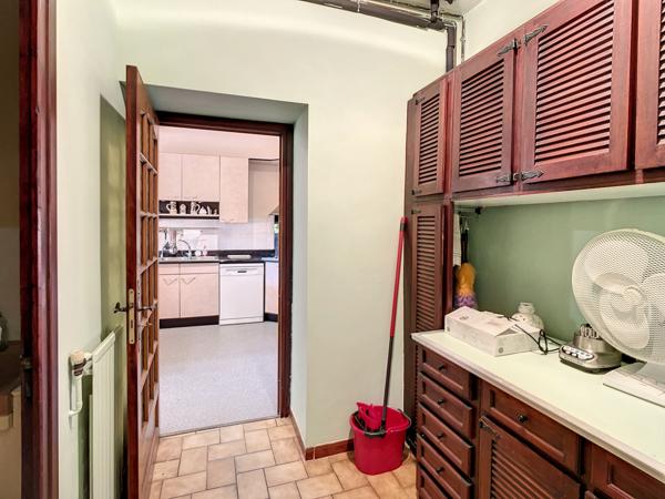 Reyrieux (01600) Ferme entretenue 3 chambres poss 4 Terrain 749 m² Garage Double