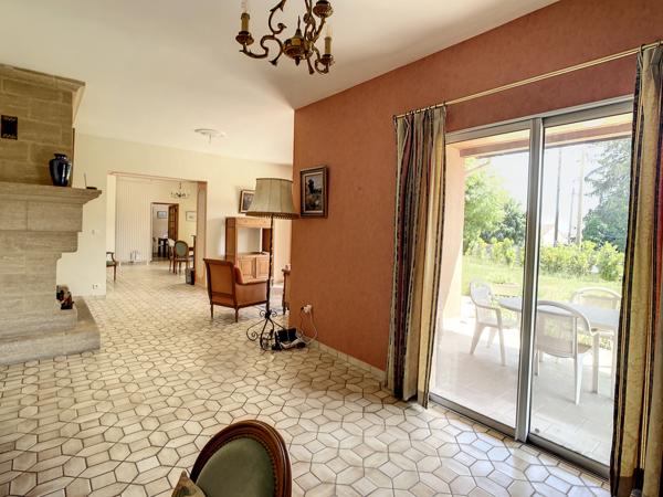 Reyrieux (01600) Ferme entretenue 3 chambres poss 4 Terrain 749 m² Garage Double