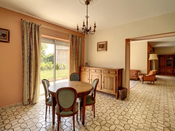 Reyrieux (01600) Ferme entretenue 3 chambres poss 4 Terrain 749 m² Garage Double