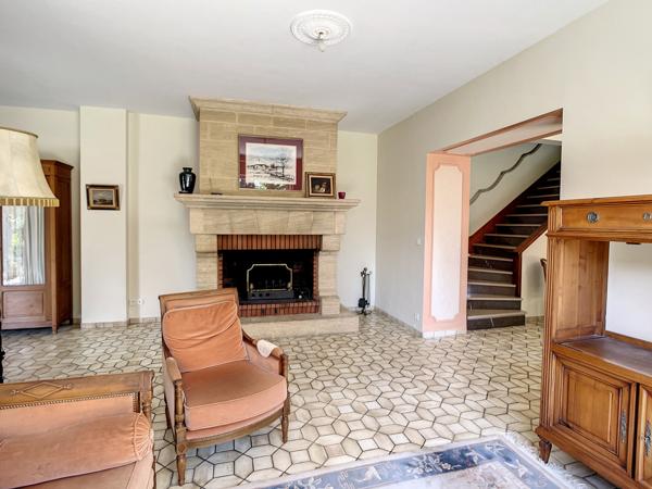 Reyrieux (01600) Ferme entretenue 3 chambres poss 4 Terrain 749 m² Garage Double