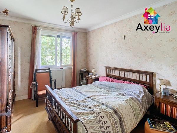 Riorges (42153) A VENDRE- RIORGES - MAISON 5 CHAMBRES SUR TERRAIN DE 700 M2