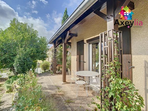 Riorges (42153) A VENDRE- RIORGES - MAISON 5 CHAMBRES SUR TERRAIN DE 700 M2