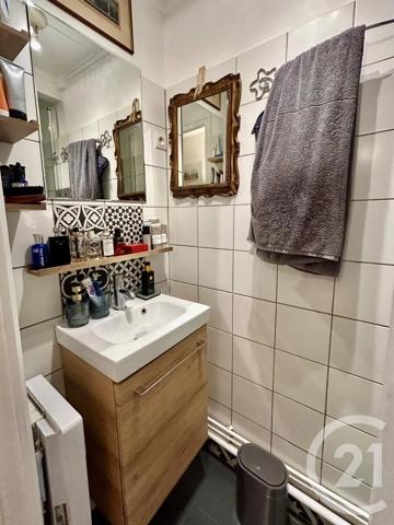 Appartement F2 à vendre  2 pièces - 36,92 m 2   PARIS  - 75004