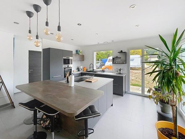 Maison de plain-pied contemporaine