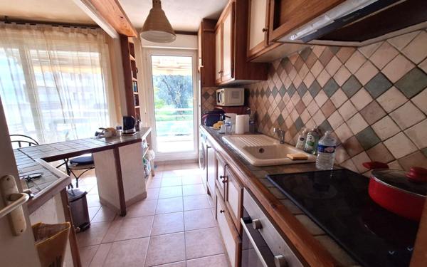 Appartement à vendre    2 pièces • 50 m2 Saint-Laurent-du-Var