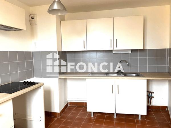 Location Appartement 4 pièces 105.99 m² - 11 PLACE DU PONTET Grasse 06130