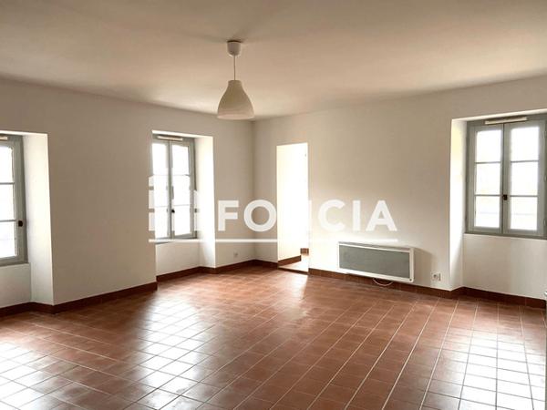 Location Appartement 4 pièces 105.99 m² - 11 PLACE DU PONTET Grasse 06130