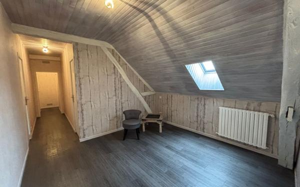 Maison à vendre    7 pièces •  Jussy