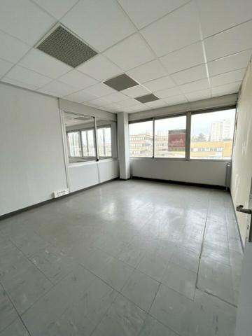 BUREAUX à LOUER de 300 m²