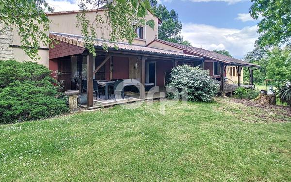 Maison à vendre    5 pièces •  Trélissac