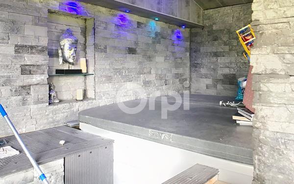 Maison à vendre    5 pièces •  Trélissac