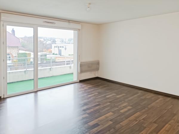 Appartement
         3 pièces
        - 64 m² 130 000 € *