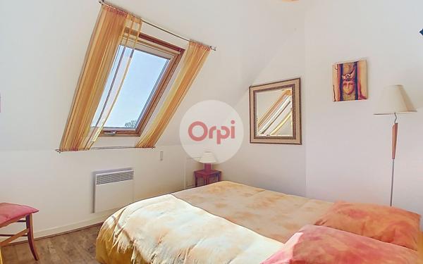 Maison à vendre    6 pièces •  Theix